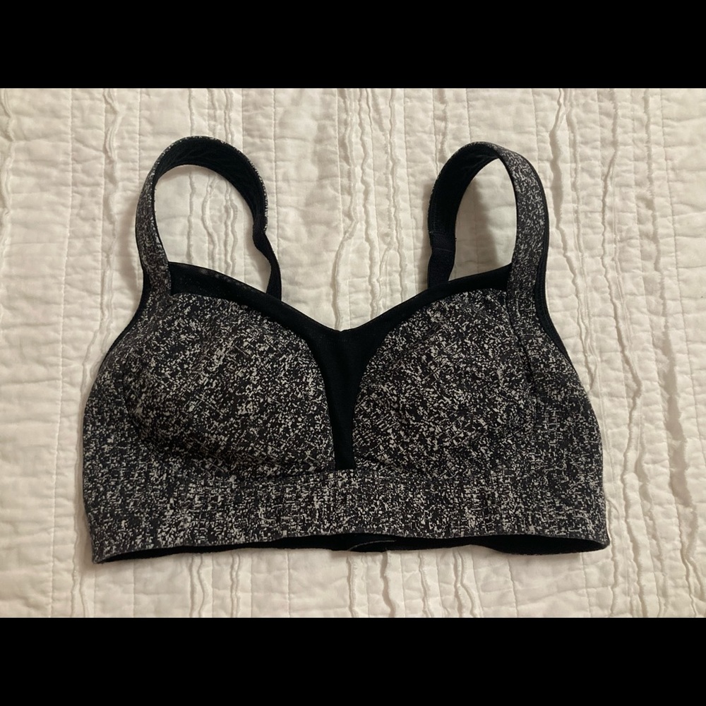 Tata Tamer bra